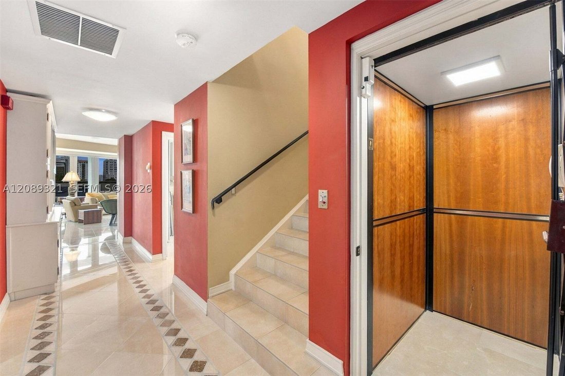 Condo in Coral Gables, Florida, United States 3 - 18930462