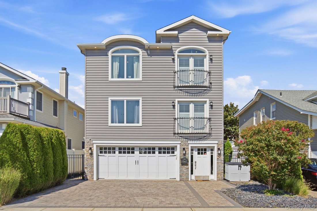 House in Long Beach, New York, United States 1 - 18930620
