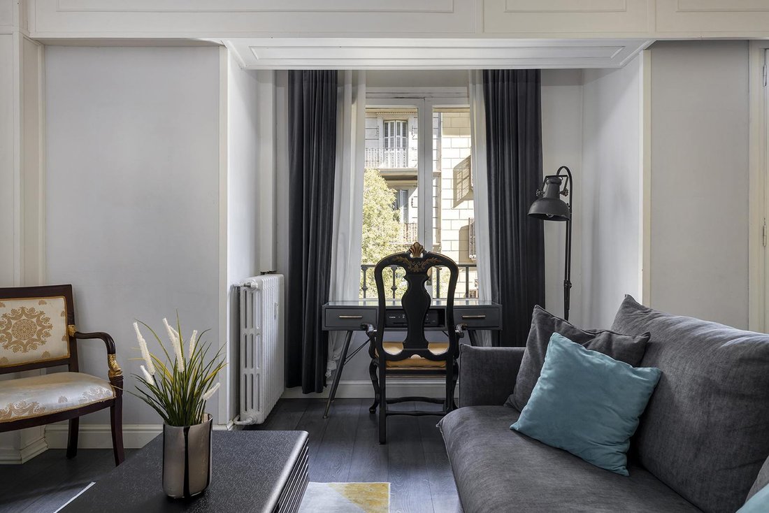 Apartment in Eixample, Barcelona, Spain 4 - 18930837
