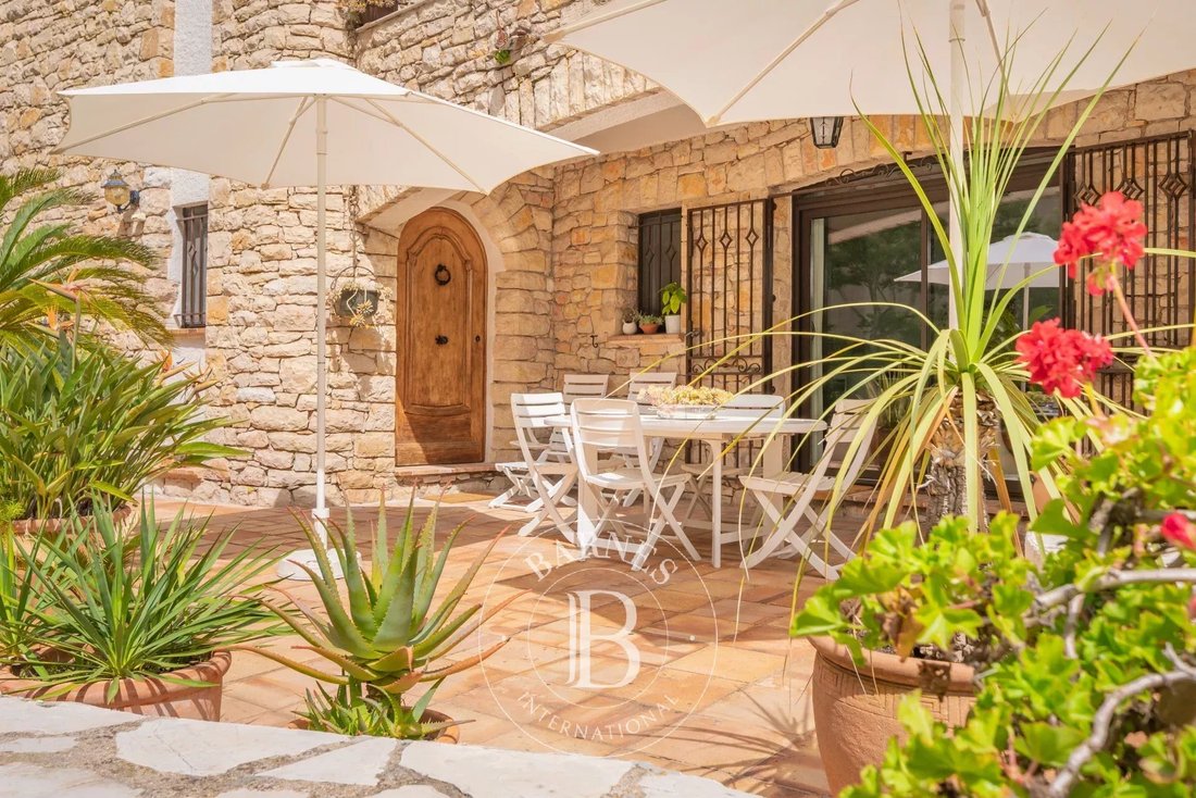 Villa in Les Plaines-Les Tasses, Saint-Raphaël, France 4 - 18930601