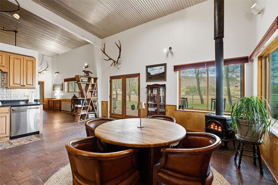 House in Abiquiu, New Mexico, United States 5 - 18930264