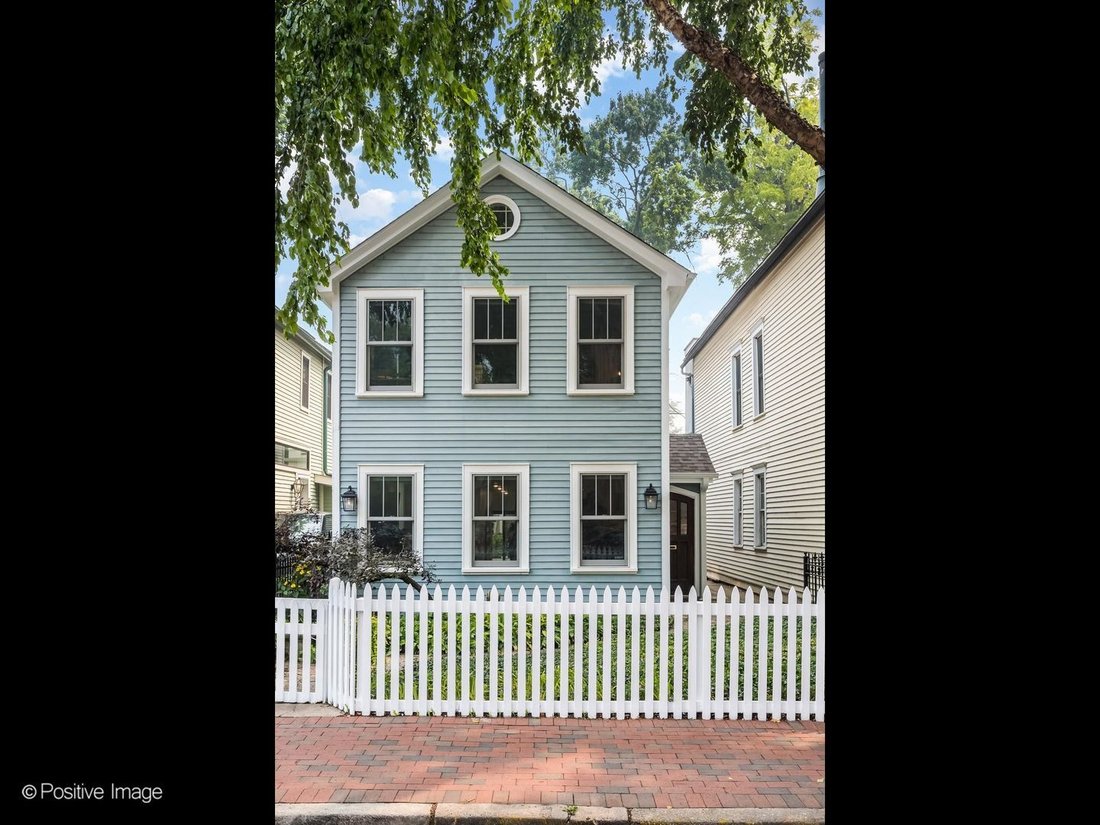 House in Chicago, Illinois, United States 2 - 18930974
