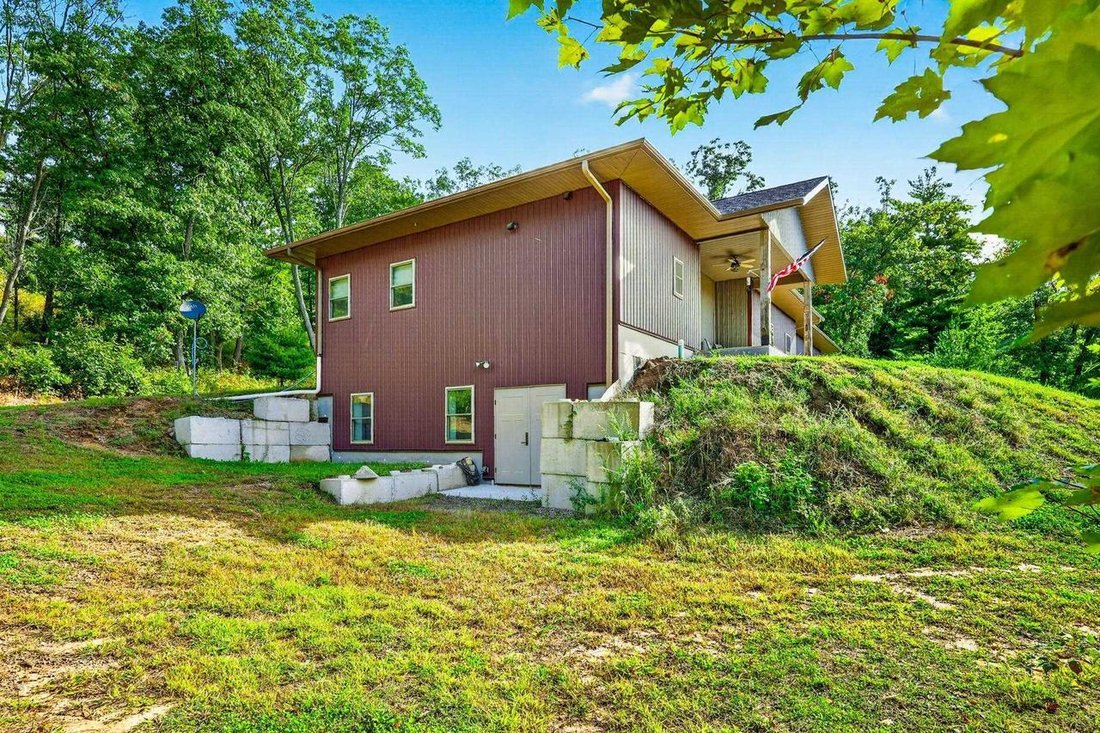 House in Black River Falls, Wisconsin, United States 4 - 17786249