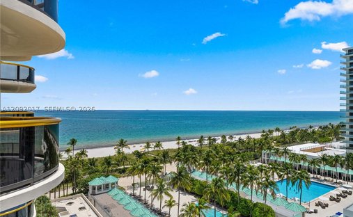 Condo in Bal Harbour, Florida, United States 1