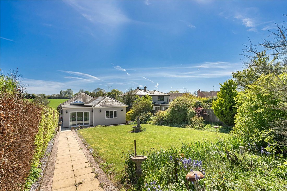 Bungalow in Ropley, England 5 - 18930827