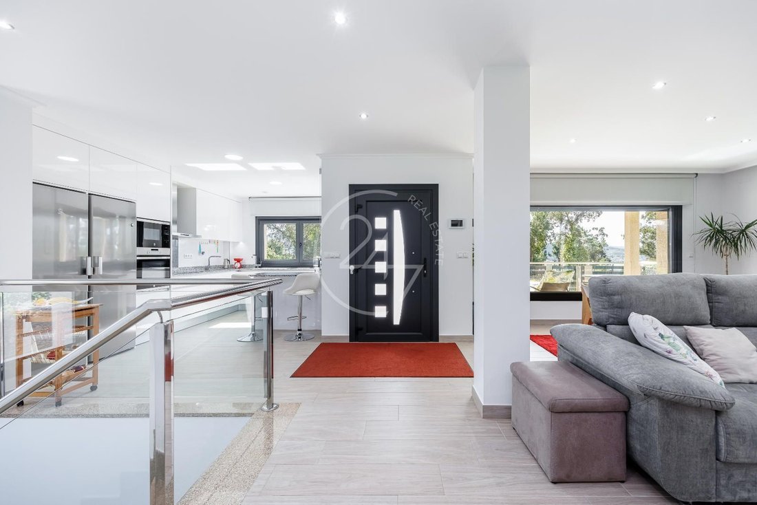 Villa in O Rosal (District), O Rosal, Spain 5 - 18930353