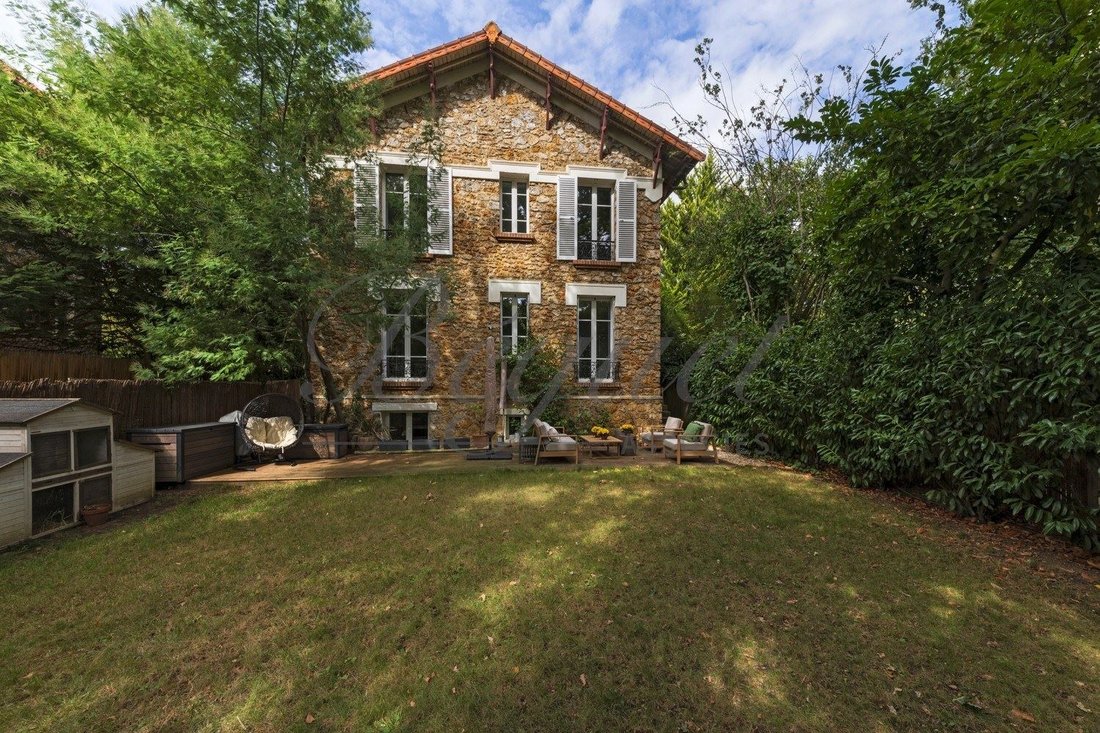 House in Plateau de Cazes, Vaucresson, France 1 - 18930678