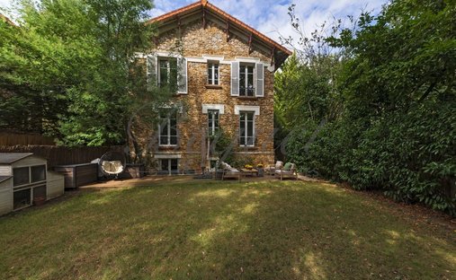 House in Plateau de Cazes, Vaucresson, France 1