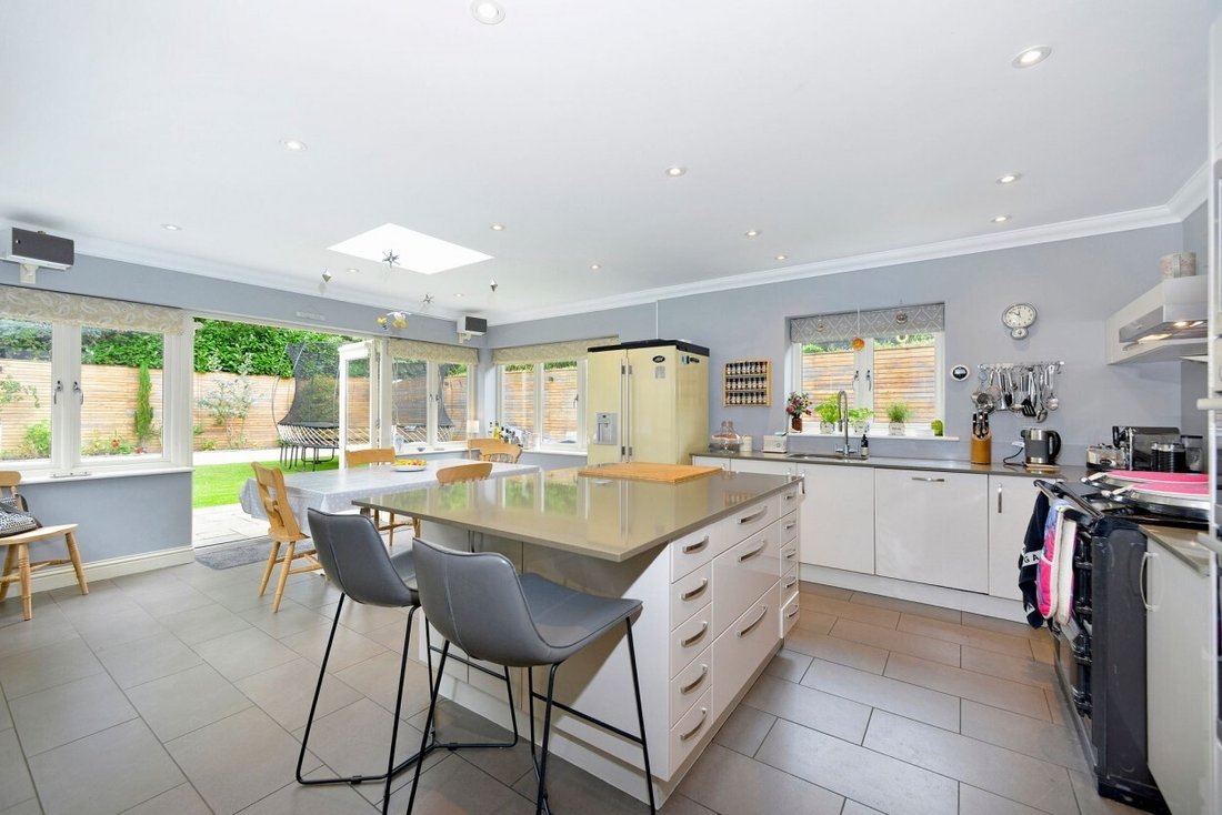 House in Loxwood, England 2 - 18930774