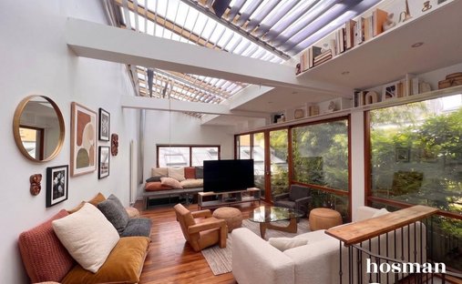 House in Buttes Chaumont, Paris 19e Arrondissement, Paris 1