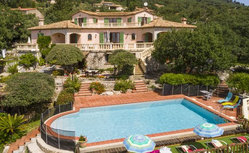 Villa in Gattières, Provence-Alpes-Côte d'Azur, France 1