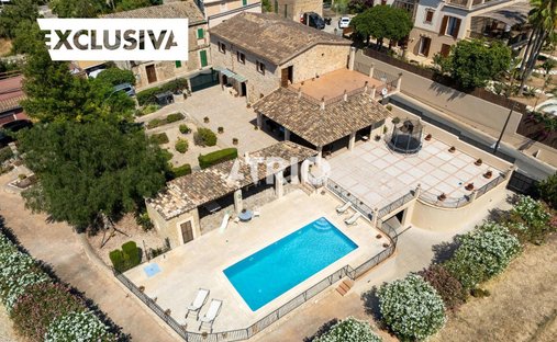 Chalet in Calvia, Balearic Islands, Spain 1