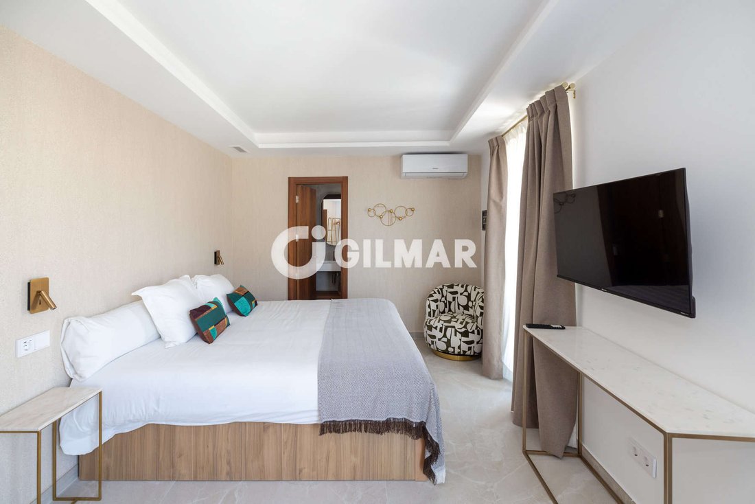 Estepona, Andalusia, Spain 5 - 18931121