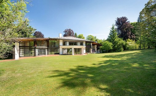 Villa in Grünwald, Germany 1