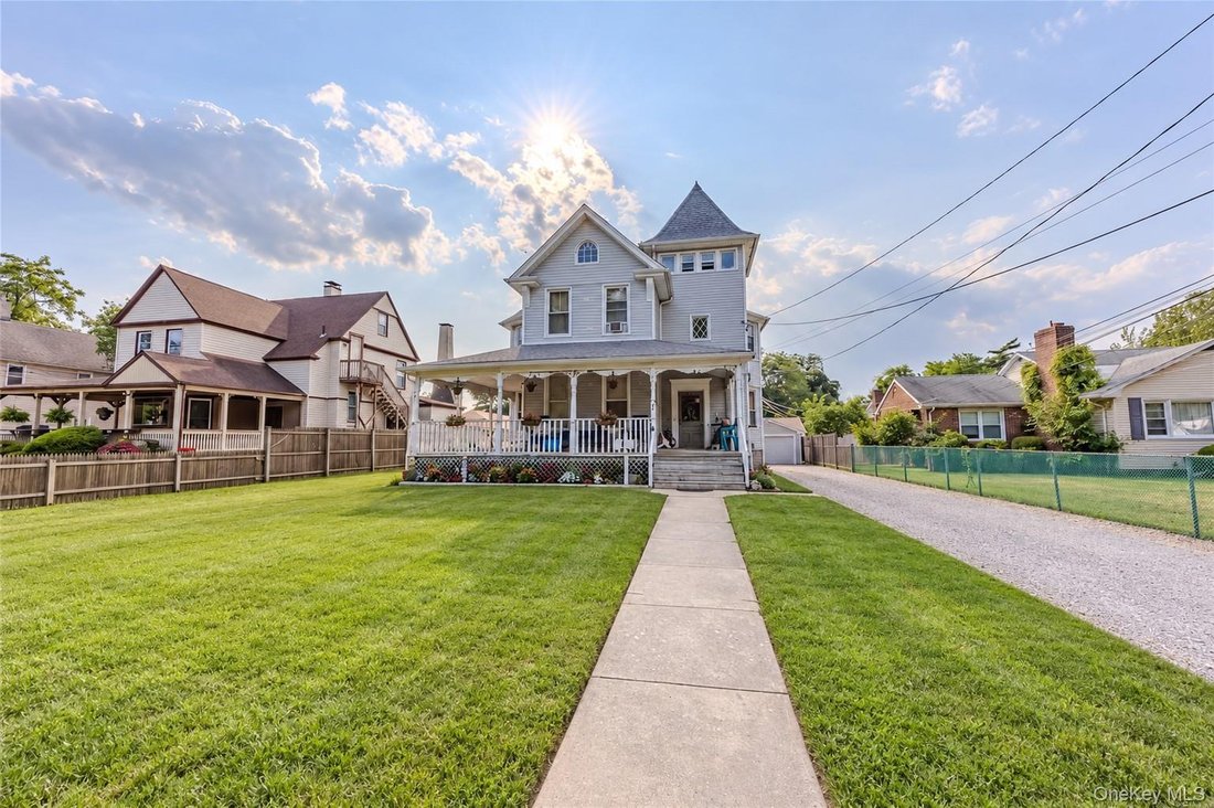 House in Amityville, New York, United States 1 - 18930641
