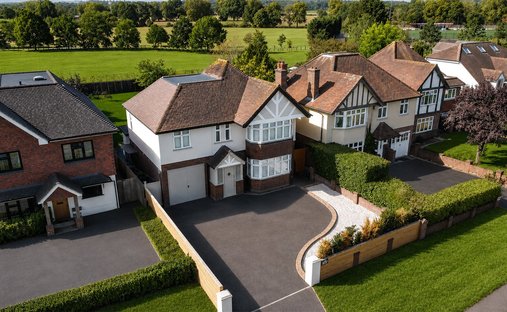 House in Downside, Elmbridge, England 1