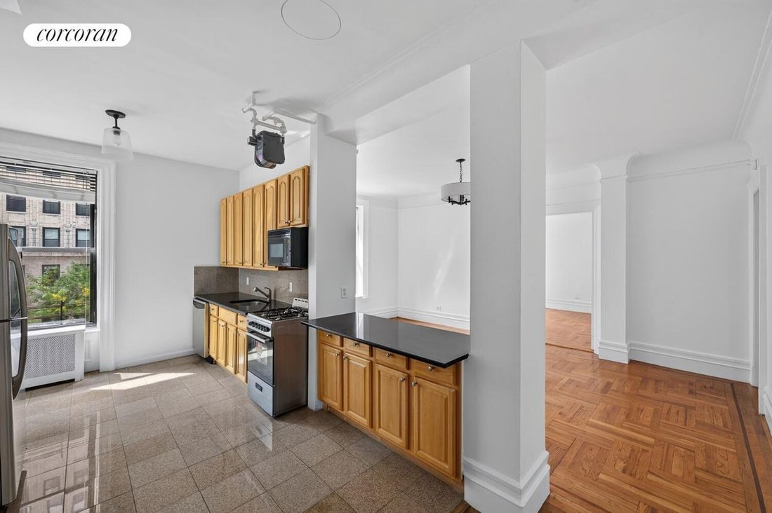 Co Op in New York, New York, United States 4 - 18931264