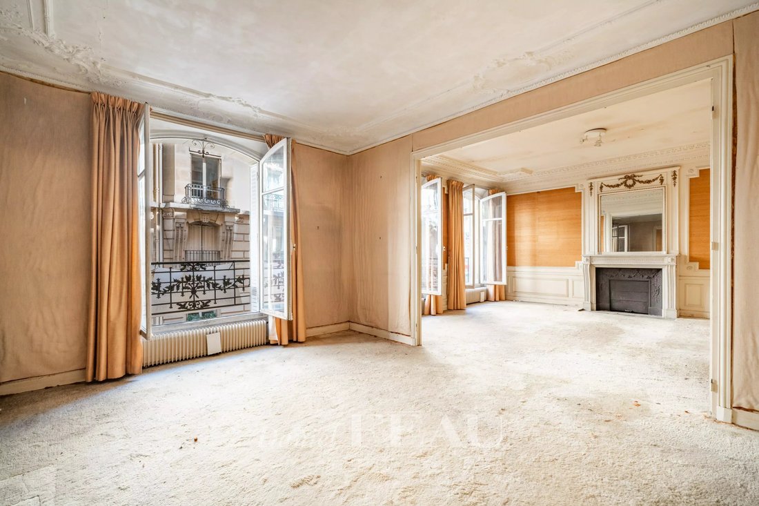 Apartment in Ecole Militaire, Paris 7e Arrondissement, Paris 5 - 18931734