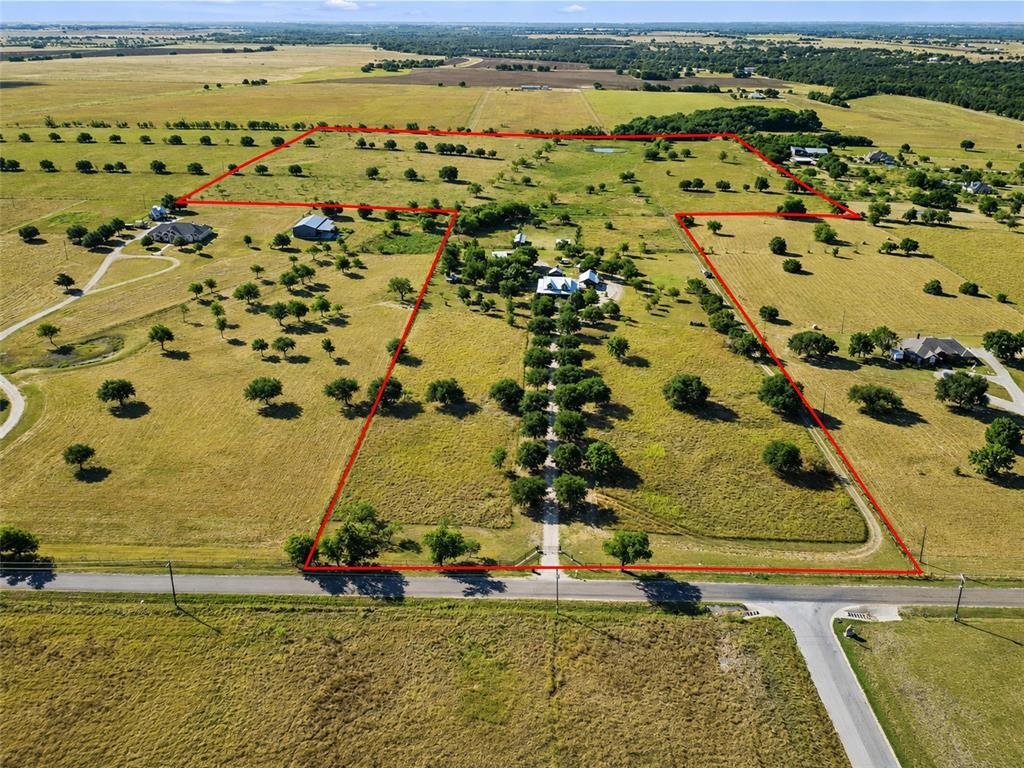 Azienda agricola a Crawford, Texas, Stati Uniti 2 - 18776662