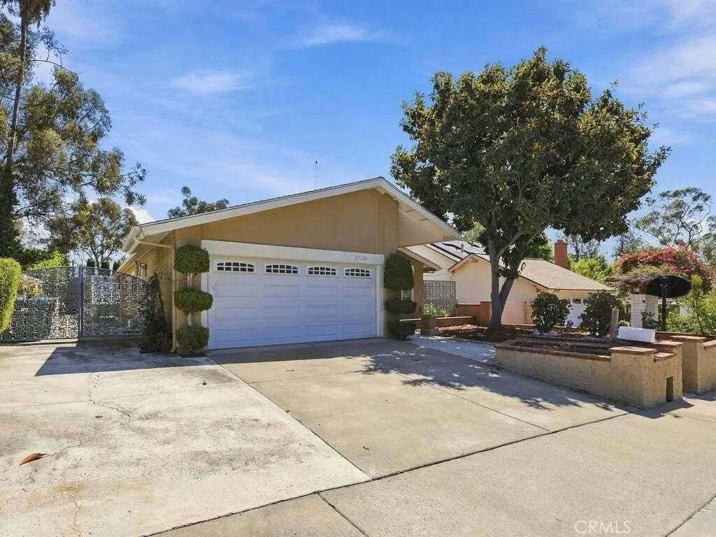 House in Mission Viejo, California, United States 3 - 18930715
