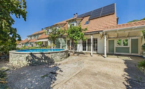House in Russikon, Canton of Zurich, Switzerland 1