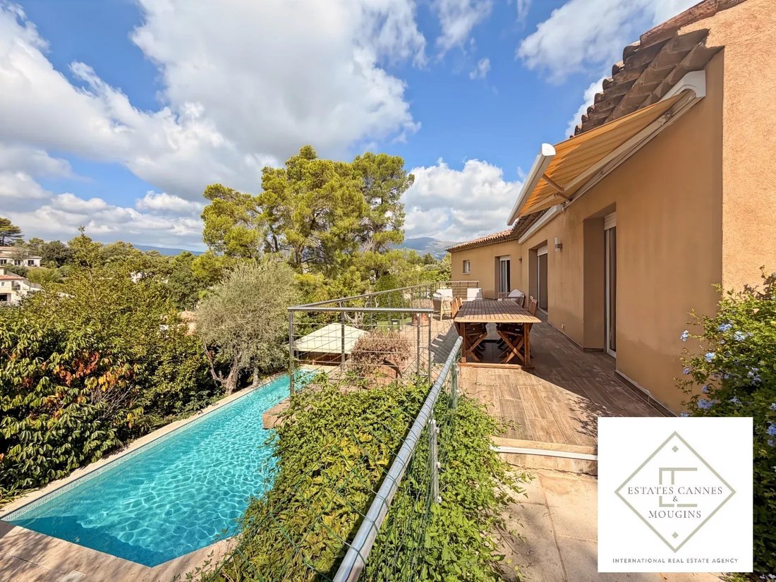 Villa in Sud, Roquefort-les-Pins, France 2 - 18930685
