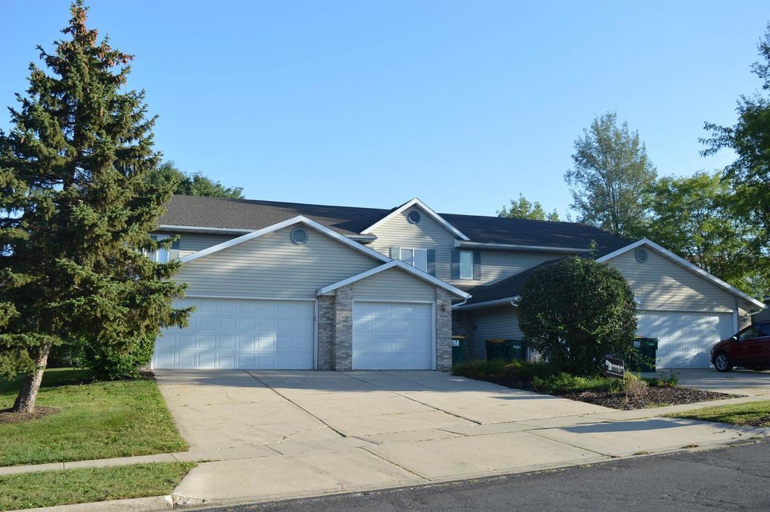 Cottage Grove, Wisconsin, United States 1 - 18930346
