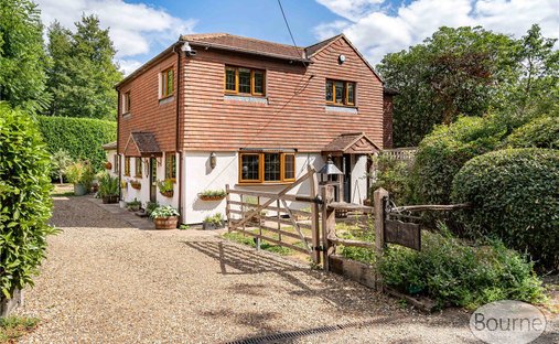 House in Wood Street Village, Worplesdon, England 1