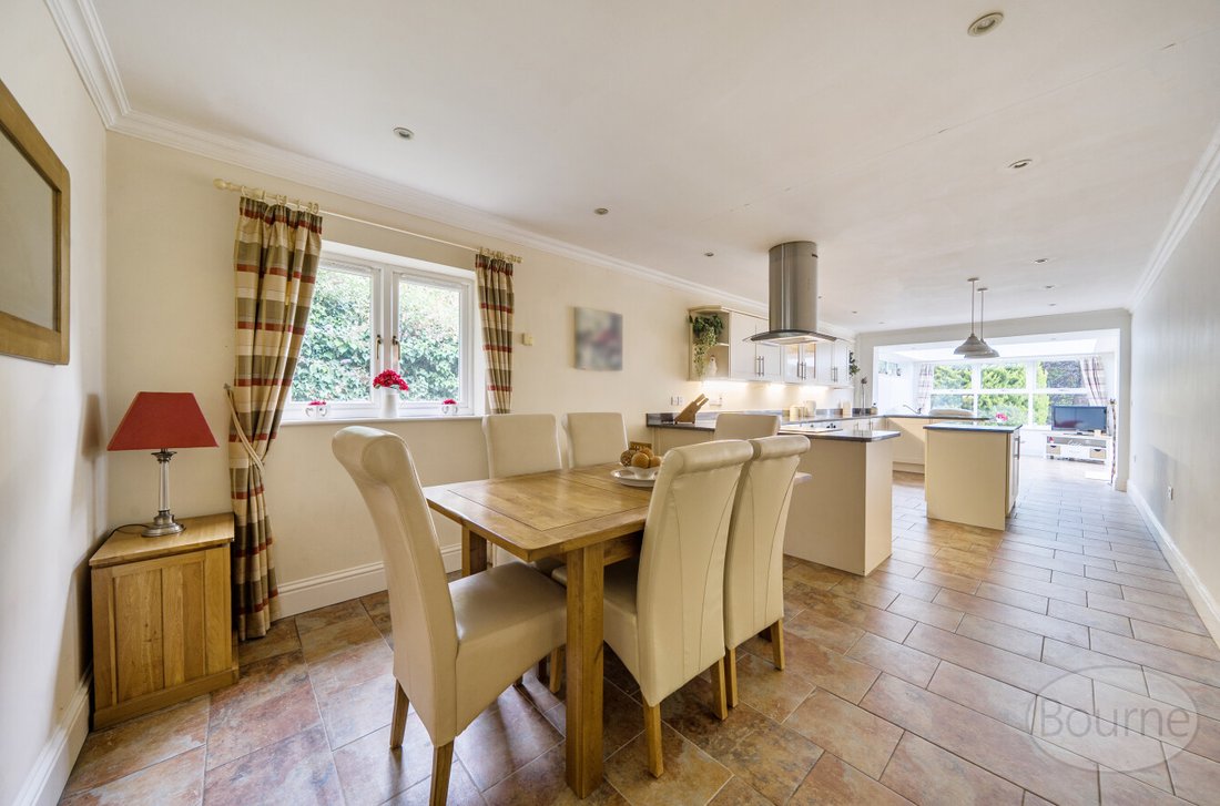 Bungalow in Bordon, Whitehill, England 3 - 18930800