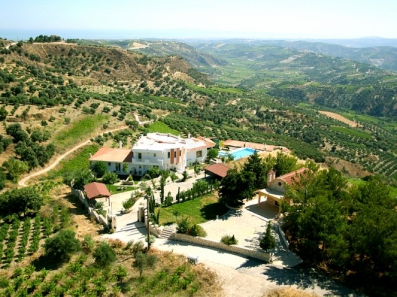 Estate in Gorgolaini, Greece 5 - 18735068