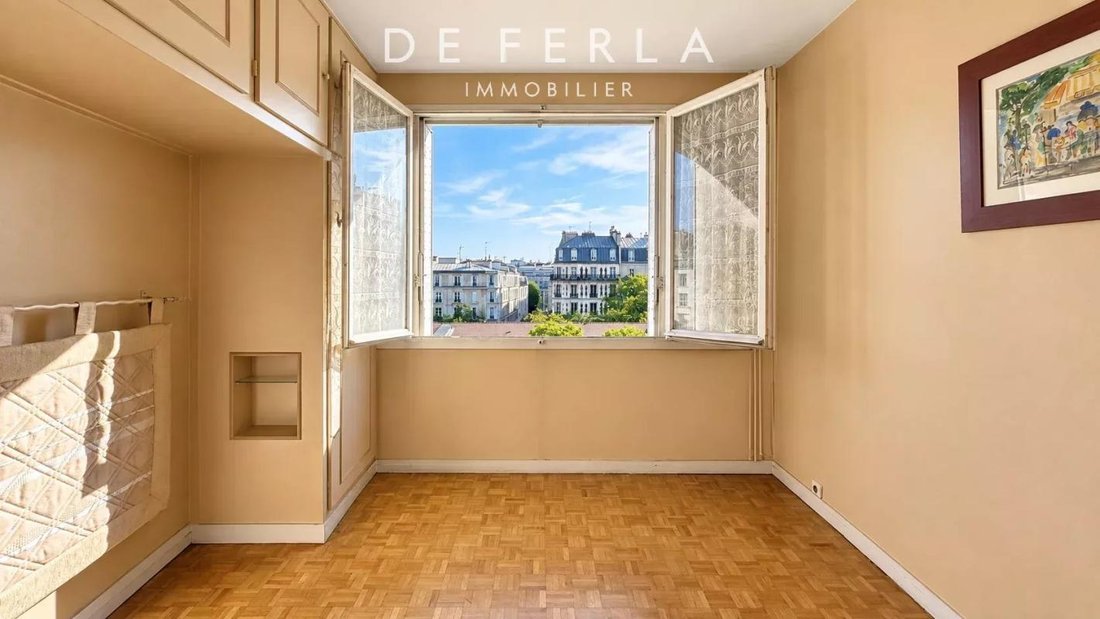 Apartment in Perouses, Paris, Ile-de-France 4 - 18931624