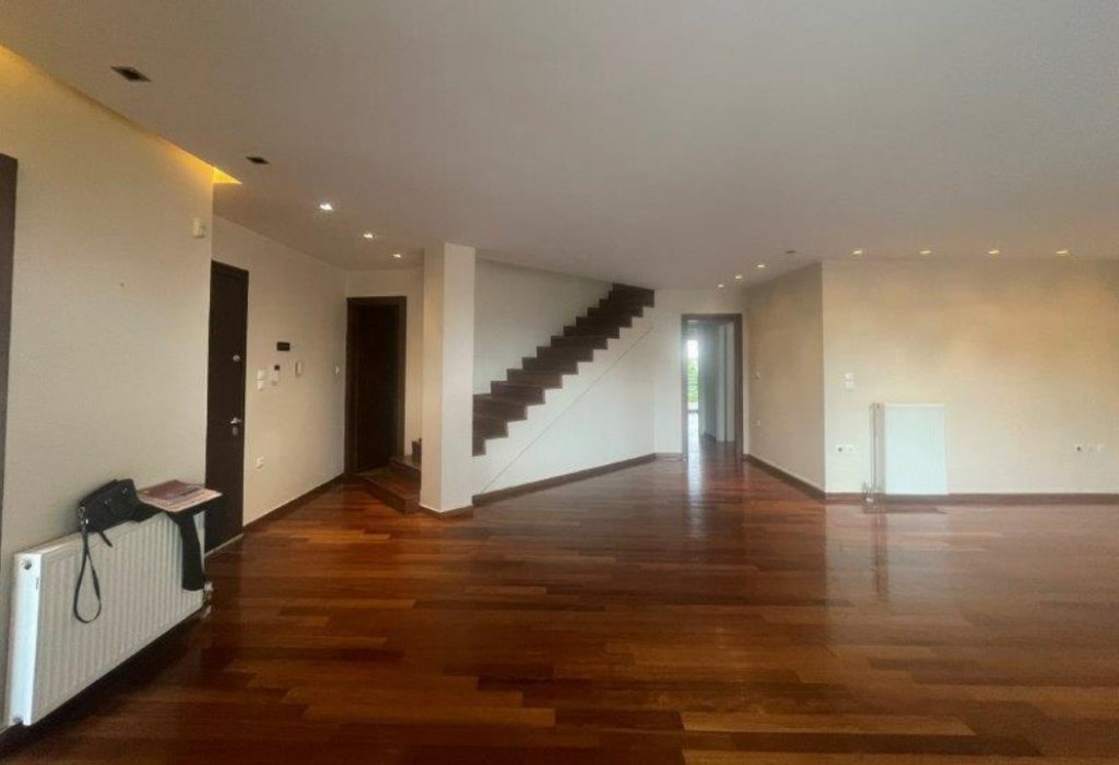 Haus in Glyfada, Attika, Griechenland 2 - 18736709
