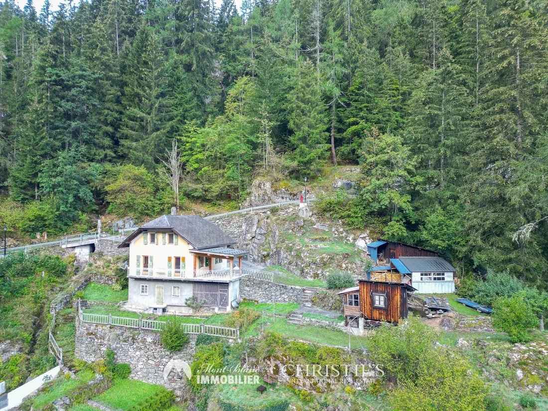 House in Vallorcine, Auvergne-Rhône-Alpes, France 1 - 18931296