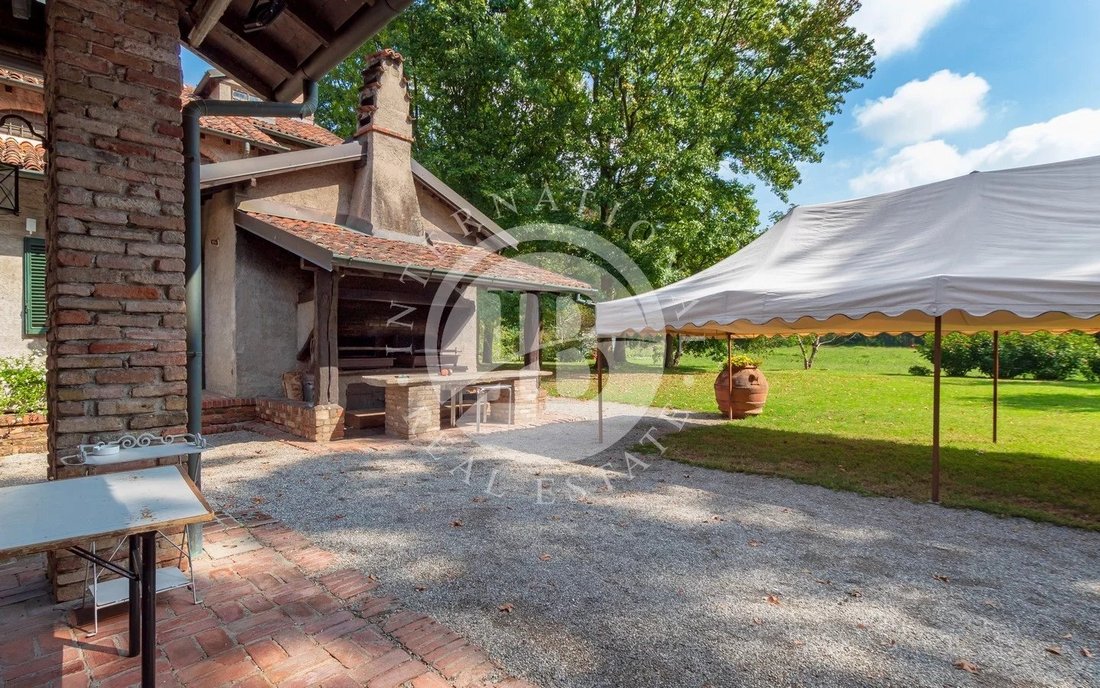 Estate in Truccazzano, Lombardy, Italy 4 - 18931743