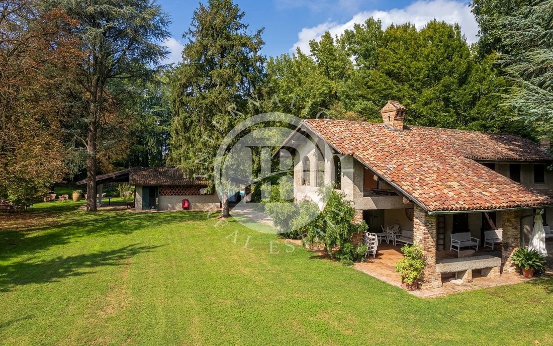 Estate in Truccazzano, Lombardy, Italy 3 - 18931743