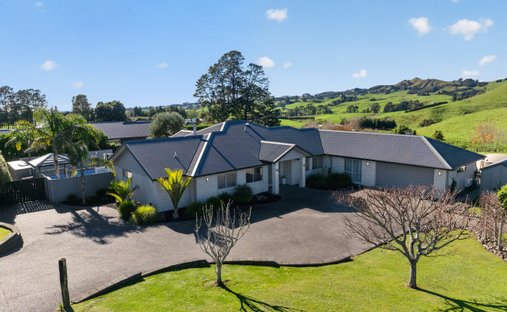 House in Oropi, Bay of Plenty, New Zealand 1
