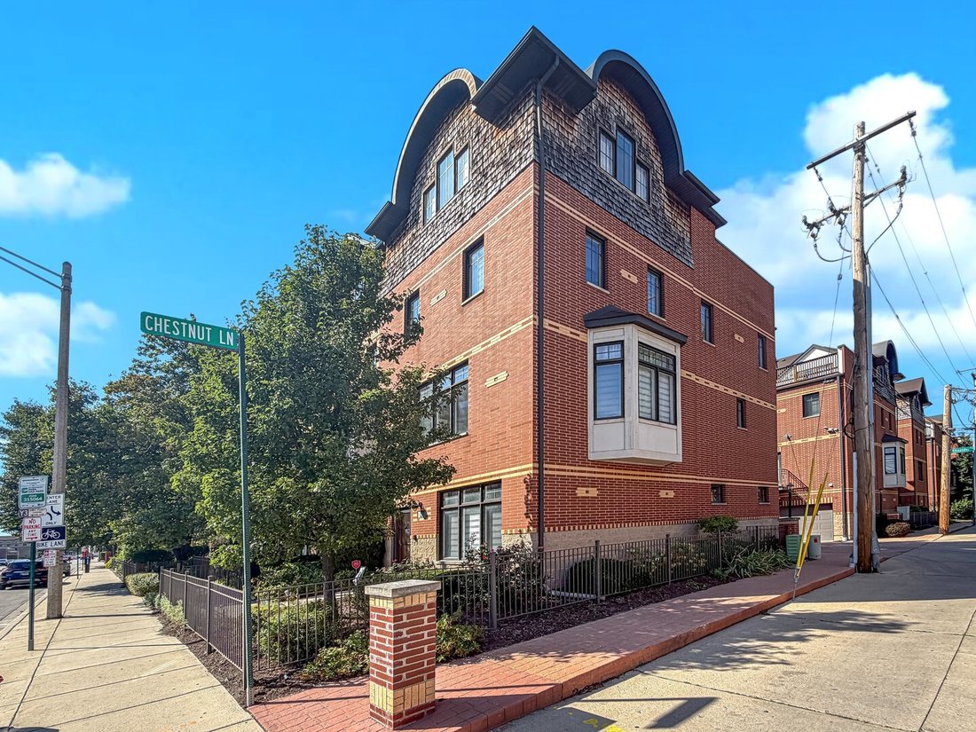 House in Oak Park, Illinois, United States 3 - 18933455