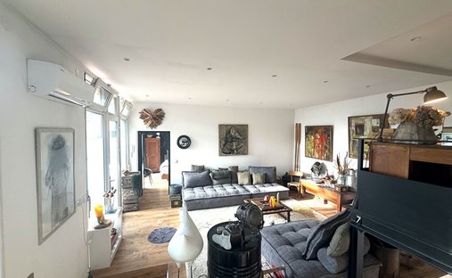 Apartment in Hôtel de Ville, Courbevoie, France 1