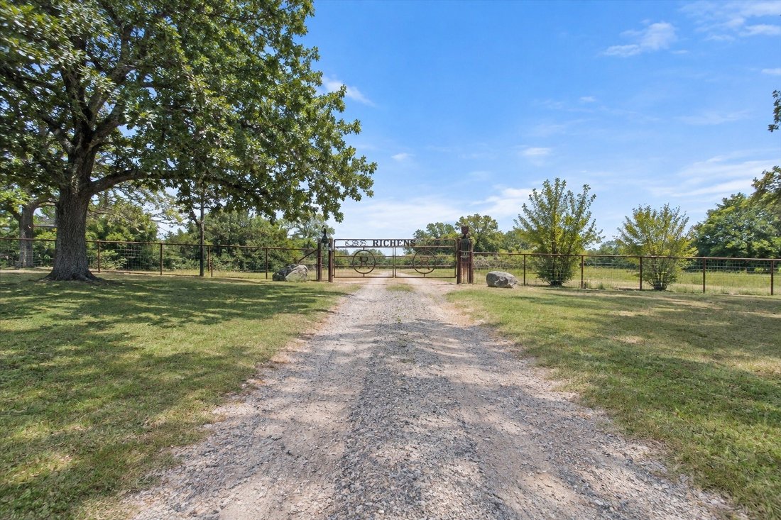 Farm Ranch in Corsicana, Texas, United States 2 - 18934499
