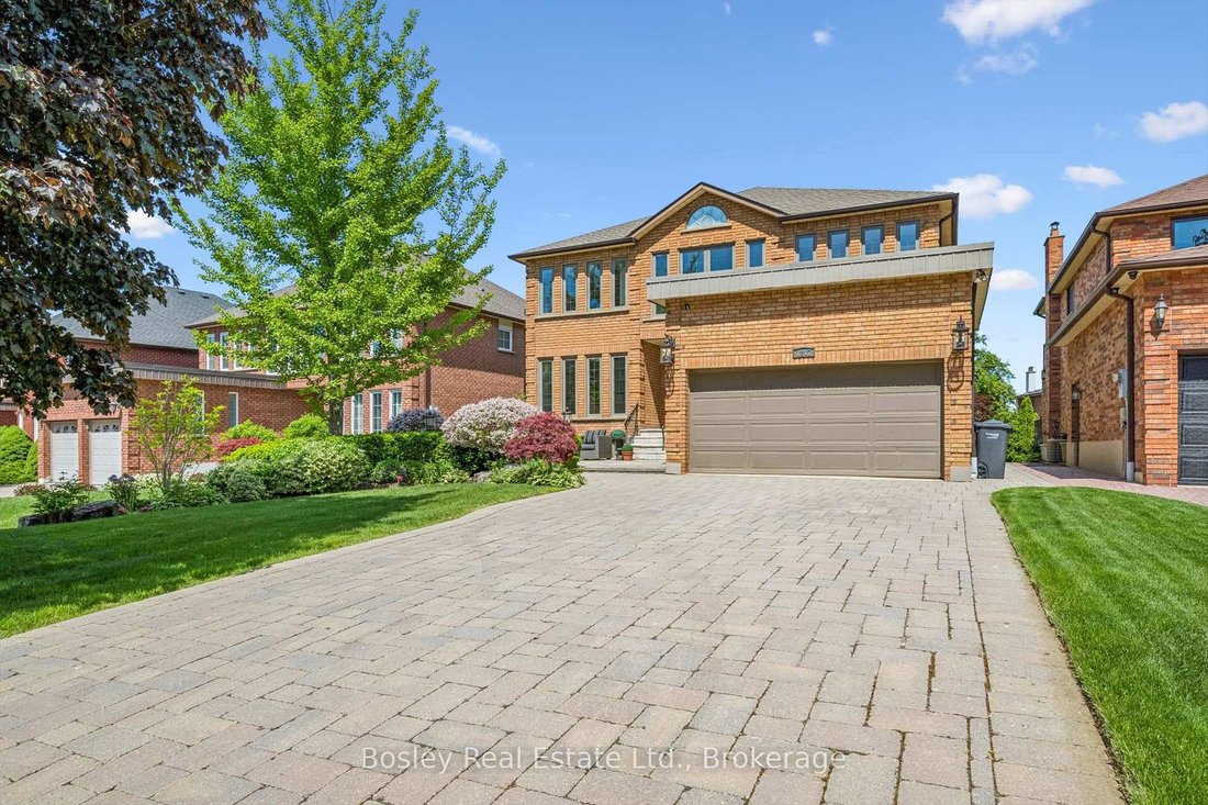 House in Mississauga, Ontario, Canada 1 - 18936240