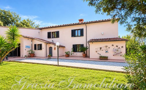 Townhouse in San Giuliano Terme, Tuscany, Italy 1