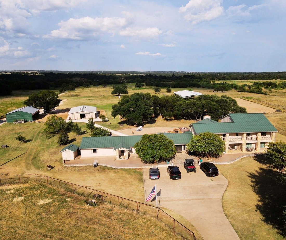 Farm Ranch in Florence, Texas, United States 1 - 16163070