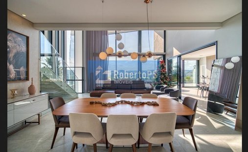 Condo in Campos do Jordão, State of São Paulo, Brazil 1