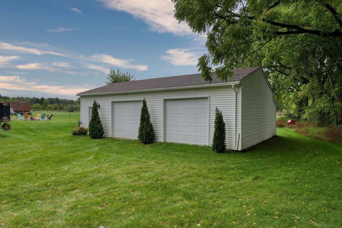 House in Goodrich, Michigan, United States 5 - 18934989
