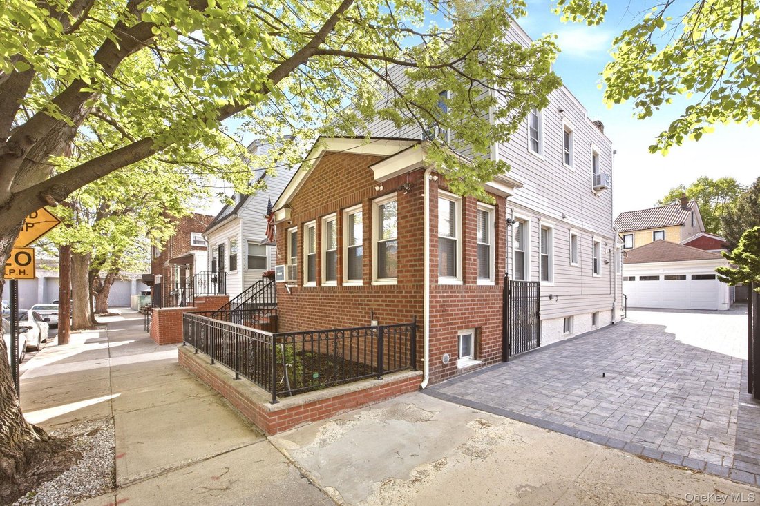 House in New York, New York, United States 2 - 18934013