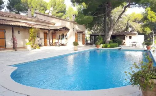 Villa in Brusquet-Retenaou-Devens, Vallauris, France 1
