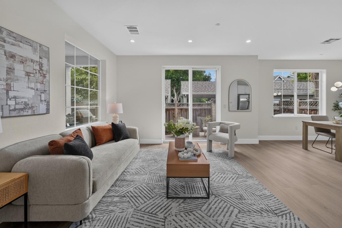 Townhouse in Mountain View, California, United States 4 - 18933893