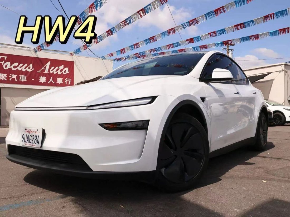 Suv in El Monte, CA, United States 1 - 18932477