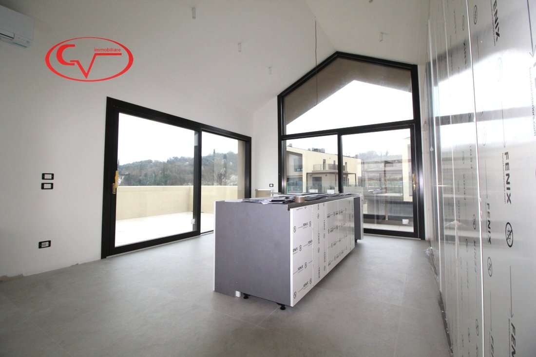 Penthouse in Terranuova Bracciolini, Tuscany, Italy 2 - 18935761