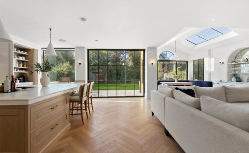 House in Castelnau, Richmond Upon Thames, England 1